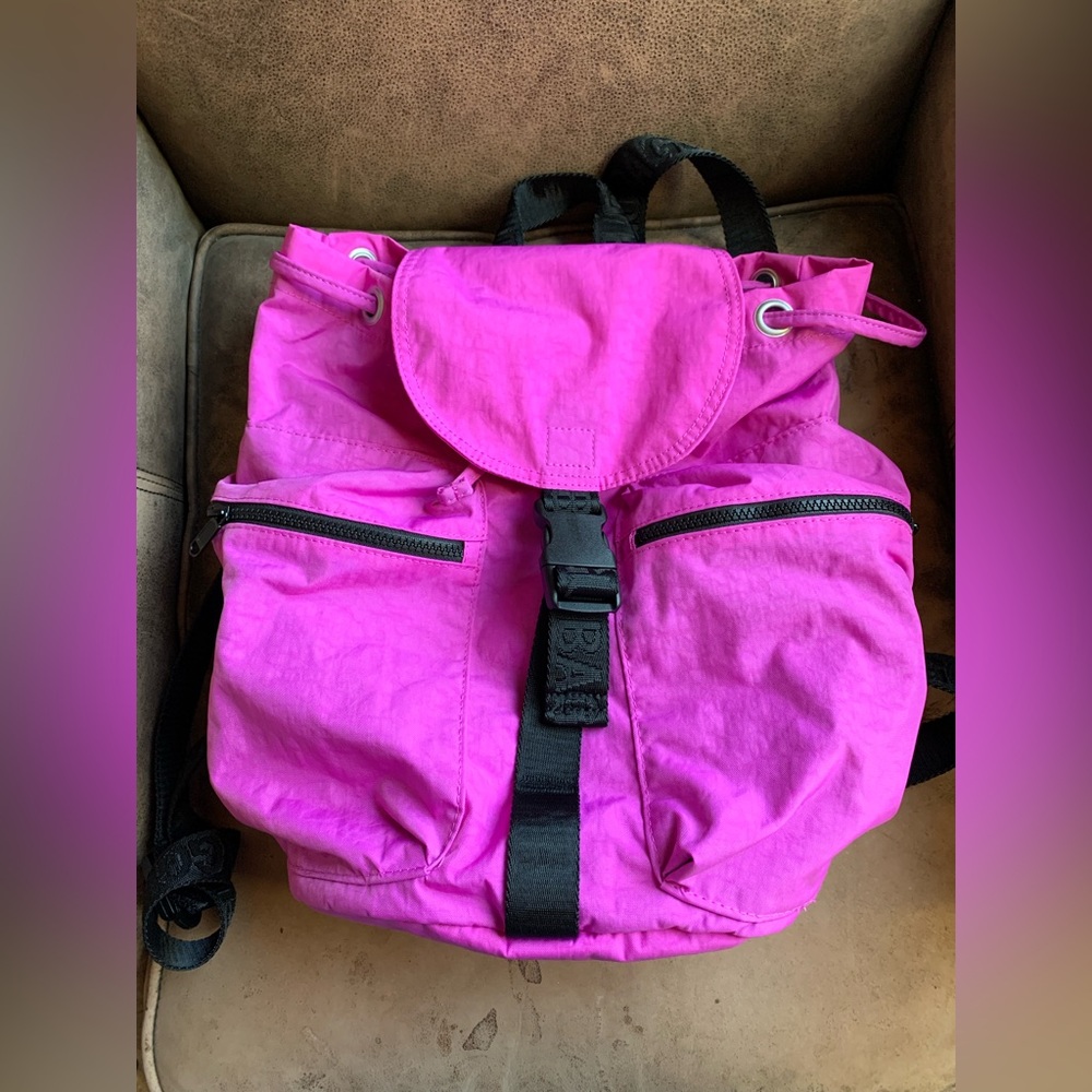 BAGGU - Sport Backpack Extra Pink VGUC.